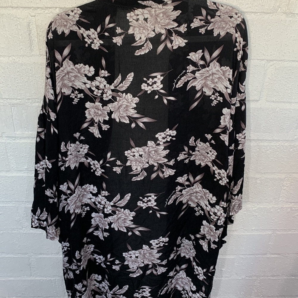 Spiritual Gangster Floral Black White Duster Robe Cardigan size OS - Picture 7 of 8